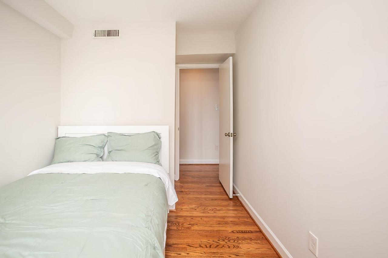 Comfy And Cozy-Min To National Mall Great Location Apartment Arlington Luaran gambar